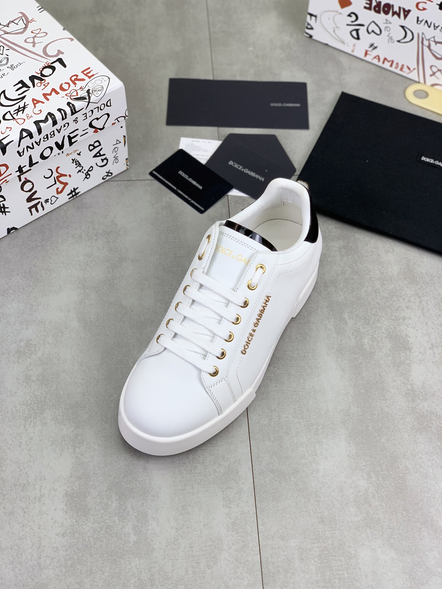 olce & Gabbana shoe